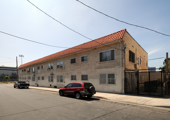 1116 Court St in Los Angeles, CA - Foto de edificio - Building Photo