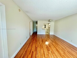 2900 Banyan St, Unit 301 in Fort Lauderdale, FL - Building Photo - Building Photo