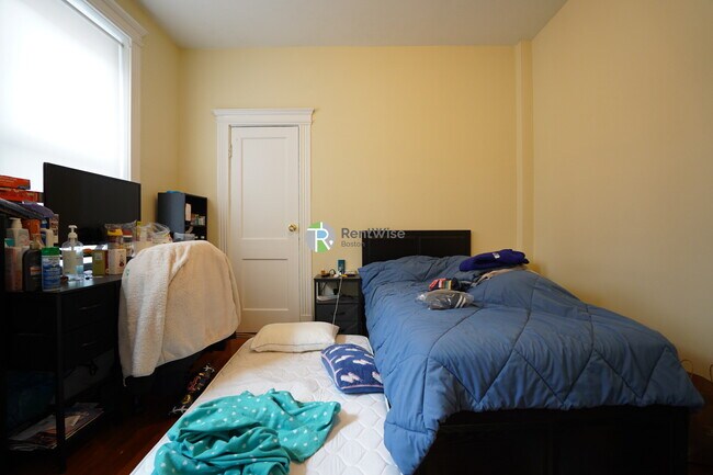 35 Gardner St in Boston, MA - Building Photo - Building Photo