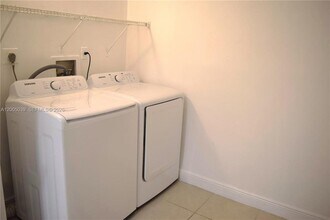 5628 Rock Island Rd, Unit 185 in Tamarac, FL - Building Photo - Building Photo