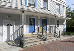 289-291 Cumberland Ave in Portland, ME - Foto de edificio - Building Photo