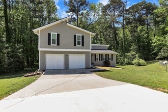 1335 Kimlie Ln in Decatur, GA - Building Photo - Building Photo