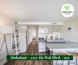 2211 Ala Wai Blvd in Honolulu, HI - Building Photo - Building Photo