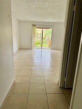 18111 NW 68th Ave in Hialeah, FL - Building Photo - Building Photo