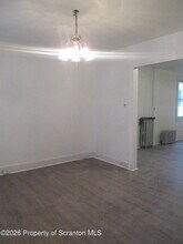 811 Cedar Ave in Scranton, PA - Building Photo - Building Photo