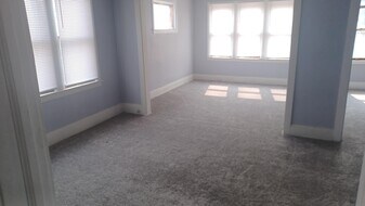 4305 Sheridan Rd, Unit 4305 SHERIDAN ROAD in Kenosha, WI - Building Photo
