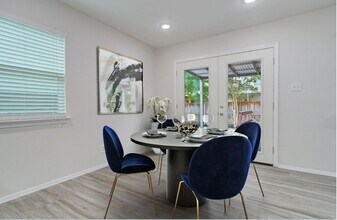 5704 Darling St in Houston, TX - Building Photo - Building Photo