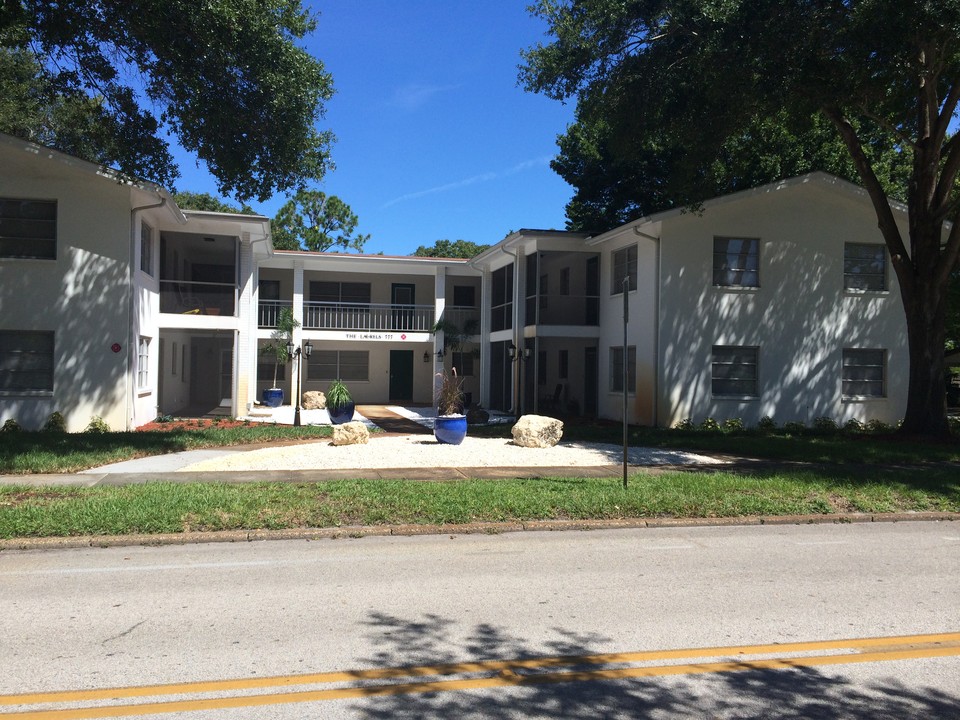 Magnolia Oaks Apartments II in St. Petersburg, FL - Building Photo