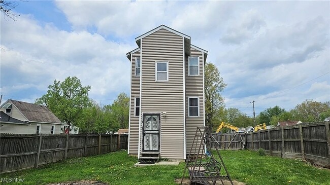property at 924 Grace St