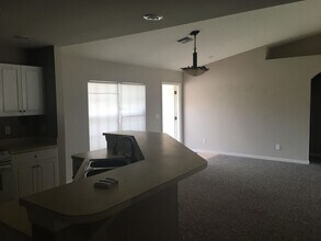 2612 NE 5th Pl in Cape Coral, FL - Building Photo - Building Photo