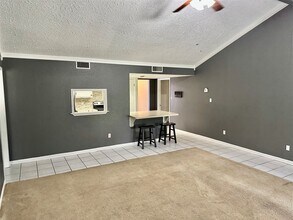 2103 Steamboat Run in Sugar Land, TX - Building Photo - Building Photo