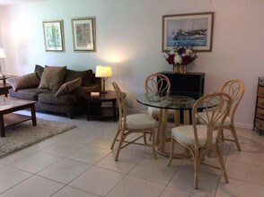 13175 Chadwick Ct-Unit -34 in Wellington, FL - Building Photo - Building Photo