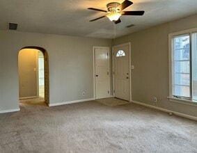 602 S Yale St in Wichita, KS - Building Photo - Building Photo