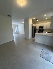 140 SW 184th Way in Pembroke Pines, FL - Building Photo - Building Photo