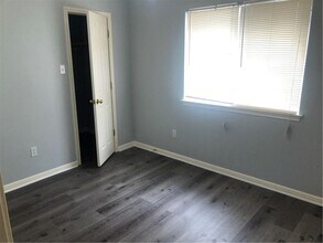 11816 Dunfries Ln in Austin, TX - Building Photo - Building Photo