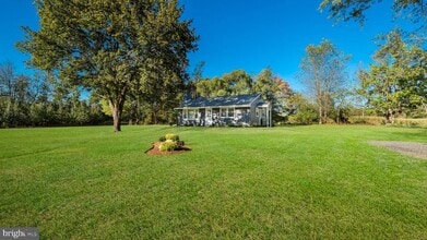 1732 Creek Rd in Furlong, PA - Building Photo - Building Photo