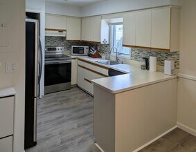 700 10th St in Secaucus, NJ - Foto de edificio - Building Photo