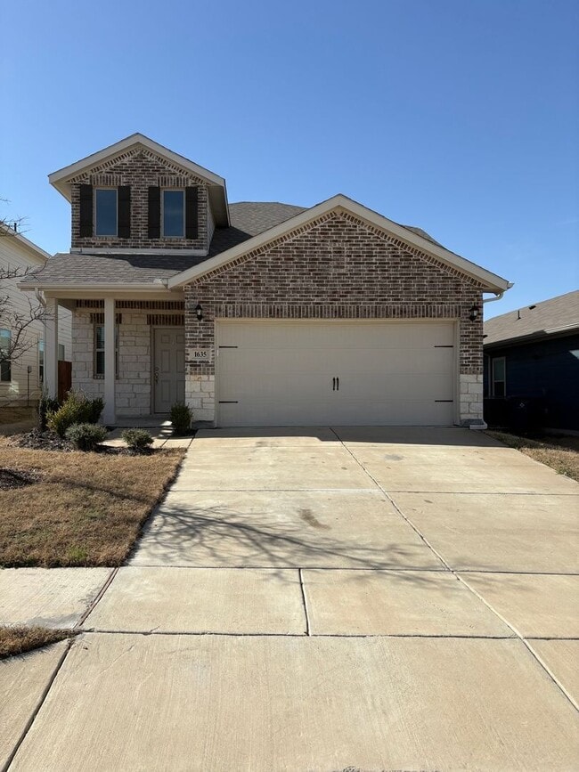 property at 1635 Briar Hunt Dr