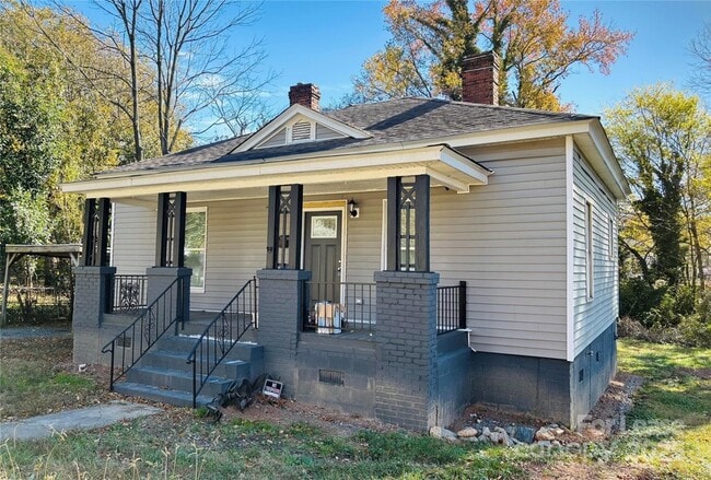 243 S Crigler St in Charlotte, NC - Foto de edificio - Building Photo