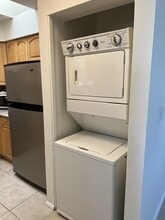 6045 Eberts St in Jupiter, FL - Building Photo - Building Photo