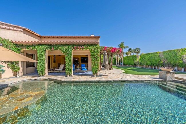 property at 40294 Rancho Palmeras