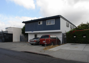 3877 Menlo Ave in San Diego, CA - Building Photo - Building Photo