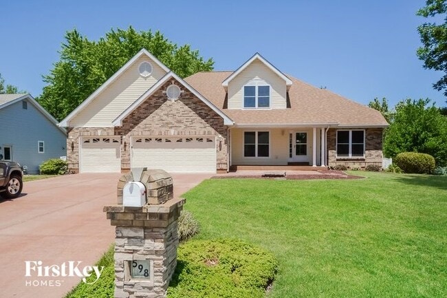 598 Woodchuck Ln in Lake St. Louis, MO - Building Photo - Building Photo