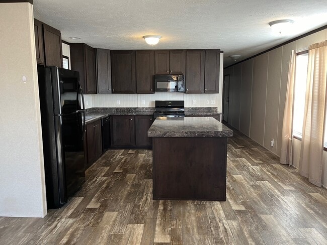 40 Parakeet Hill Dr in Orion Township, MI - Building Photo - Building Photo