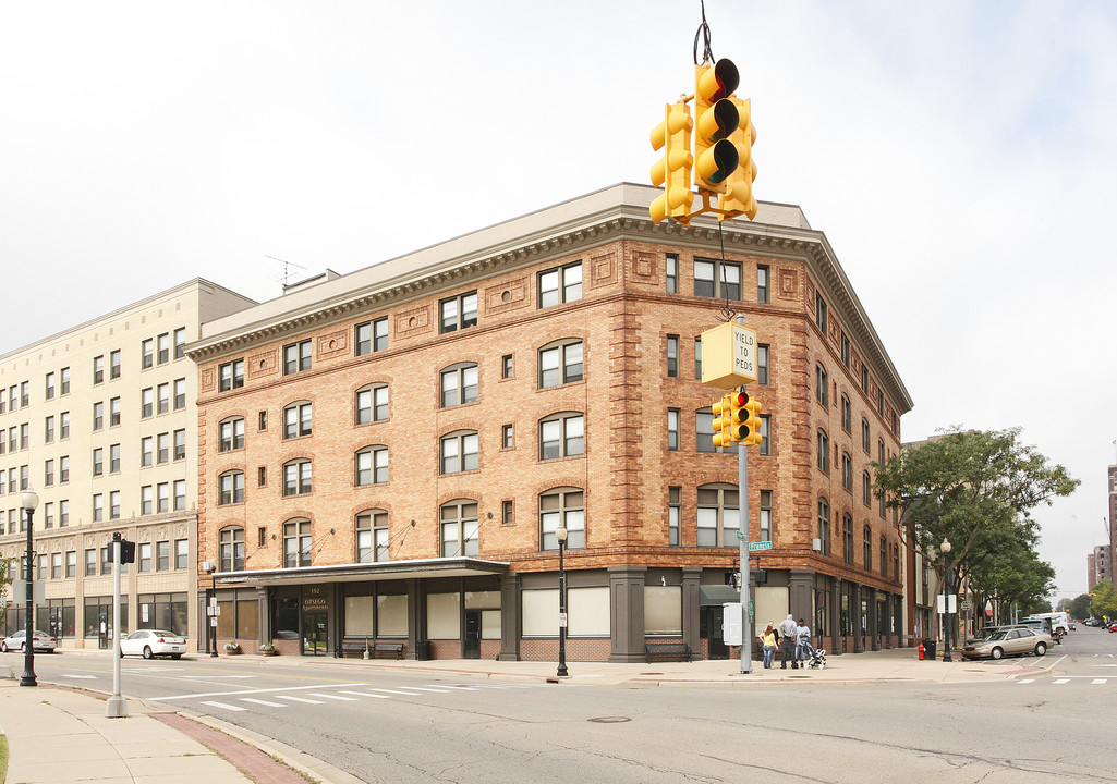 Otsego Apartments in Jackson, MI - Building Photo