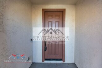 17625 W Pasadena Ave in Litchfield Park, AZ - Building Photo - Building Photo