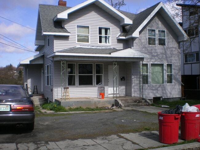 property at 515 NE Kamiaken St