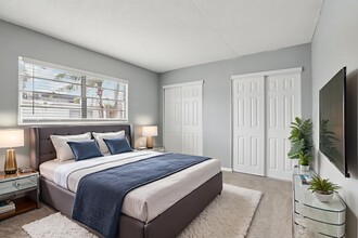 Bella Mar Apartment Homes in Tampa, FL - Building Photo - Building Photo