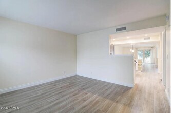 270 W Tainter Dr in Litchfield Park, AZ - Building Photo - Building Photo