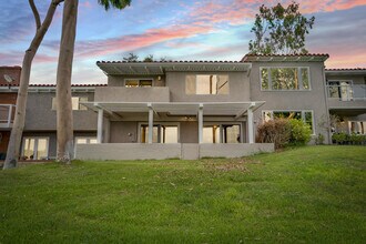 316 Vista Madera in Newport Beach, CA - Building Photo - Building Photo