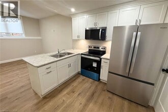 675 Princess St in Woodstock, ON - Building Photo - Building Photo