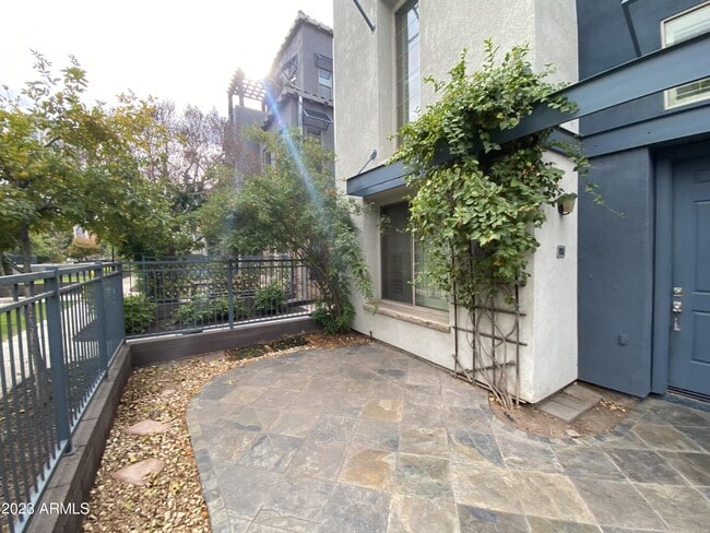 615 E Portland St in Phoenix, AZ - Building Photo - Building Photo