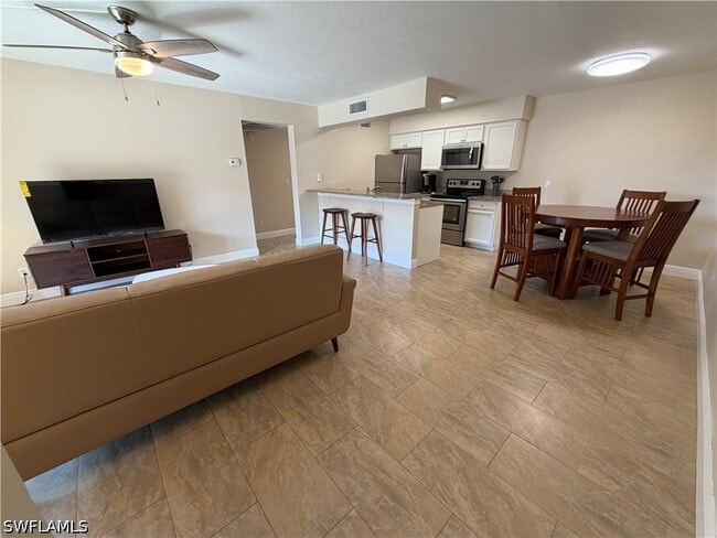 property at 5327 Summerlin Rd