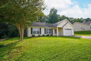 1901 Country Apple Ct in Fountain Inn, SC - Building Photo