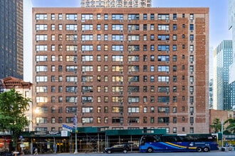 Timston in New York, NY - Foto de edificio - Building Photo