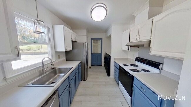 4711 Highview Pl in Raleigh, NC - Building Photo - Building Photo