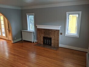 2002 NE 12th Ave in Portland, OR - Building Photo - Building Photo