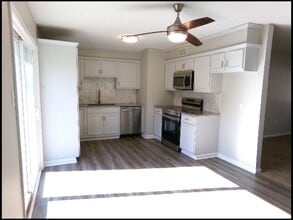 8 Brookway Ln in Sherwood, AR - Building Photo - Building Photo