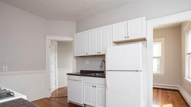 120 Columbia St, Unit 3 in Cambridge, MA - Building Photo - Building Photo