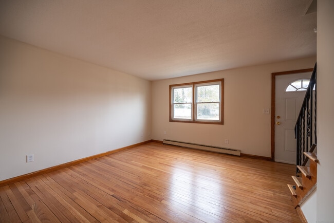 25 Franklin Rd in Hamden, CT - Building Photo - Building Photo