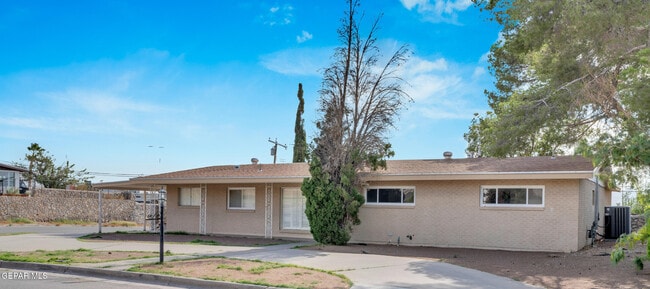 4200 Wallington Dr in El Paso, TX - Building Photo - Building Photo