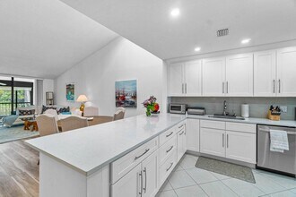 61 Eastgate Dr in Boynton Beach, FL - Building Photo - Building Photo