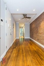 321 W 16th St in New York, NY - Building Photo - Building Photo