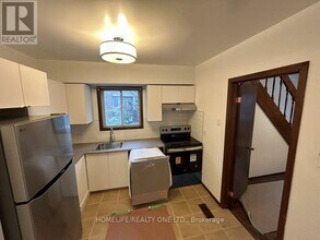 13 East Rd in Toronto, ON - Building Photo - Building Photo