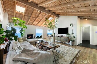 3662 Sweetwater Canyon Dr in Malibu, CA - Building Photo - Building Photo