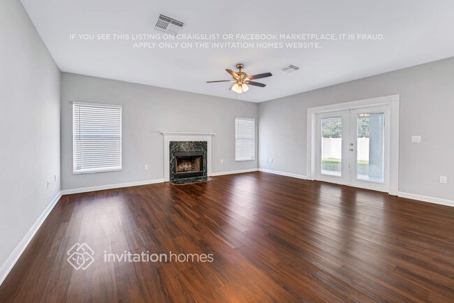117 Pompei Dr in Poinciana, FL - Foto de edificio - Building Photo